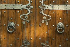 Which Handles And Locks Do You Need For Your Door?